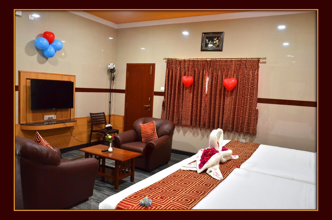 Hotel Gvs Residency Yercaud Exterior photo